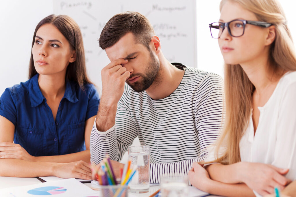 Mantenha o Foco: Estratégias Simples para Melhorar a Sua Concentração em Carreira Mantenha o Foco: Estratégias Simples para Melhorar a Sua Concentração